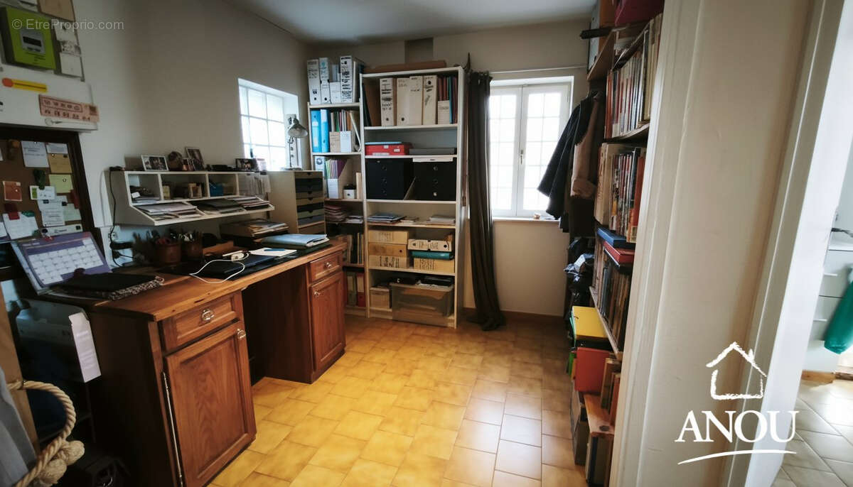 Maison à LA BAZOCHE-GOUET