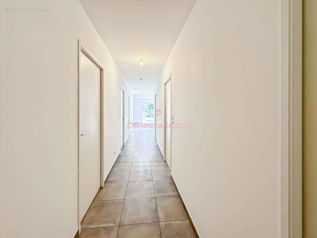 Maison à LA SUZE-SUR-SARTHE