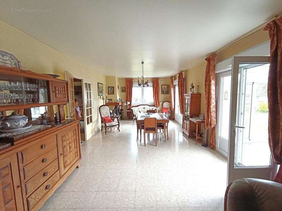Maison 130 m² à Epron  - photo 374
