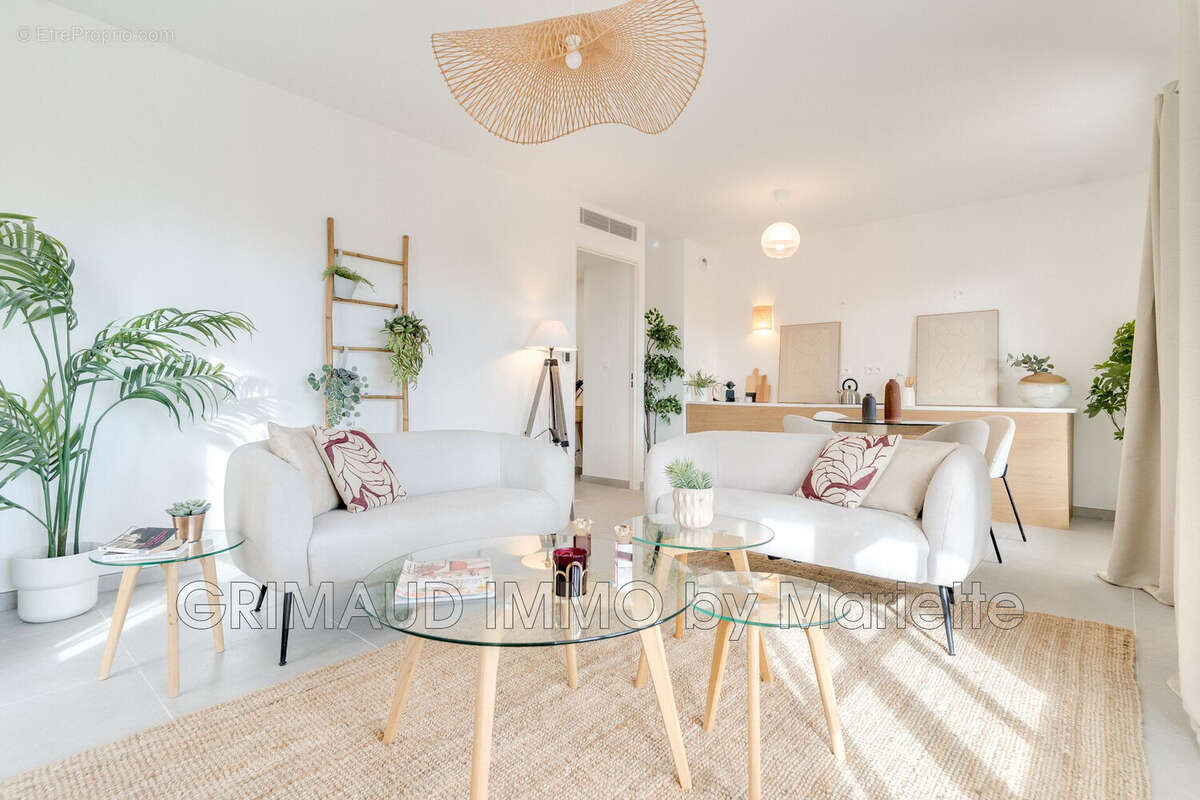 Appartement à GRIMAUD
