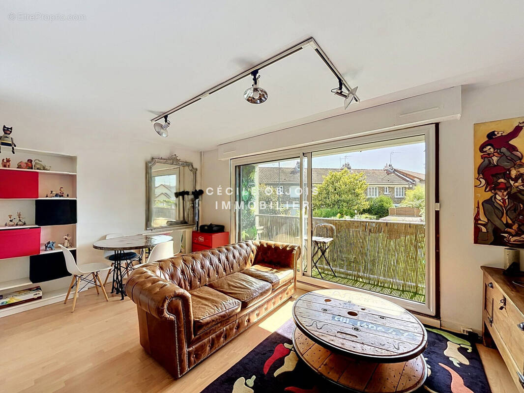 Appartement à MAISONS-ALFORT