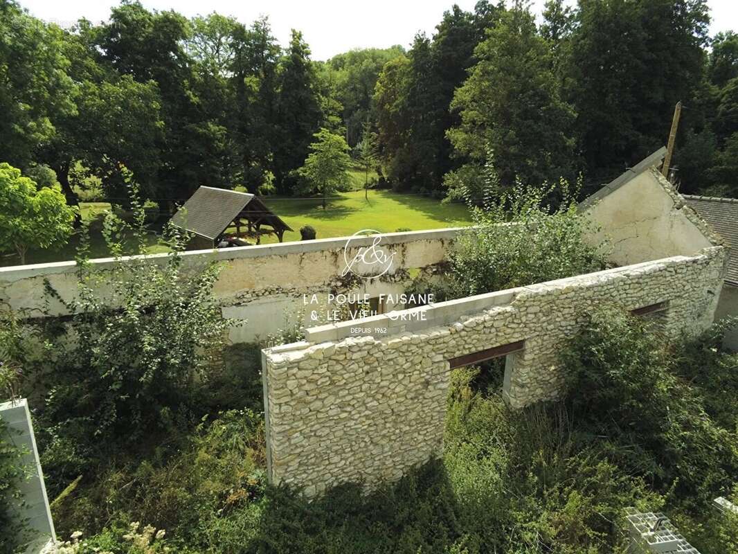 Maison à HOUDAN