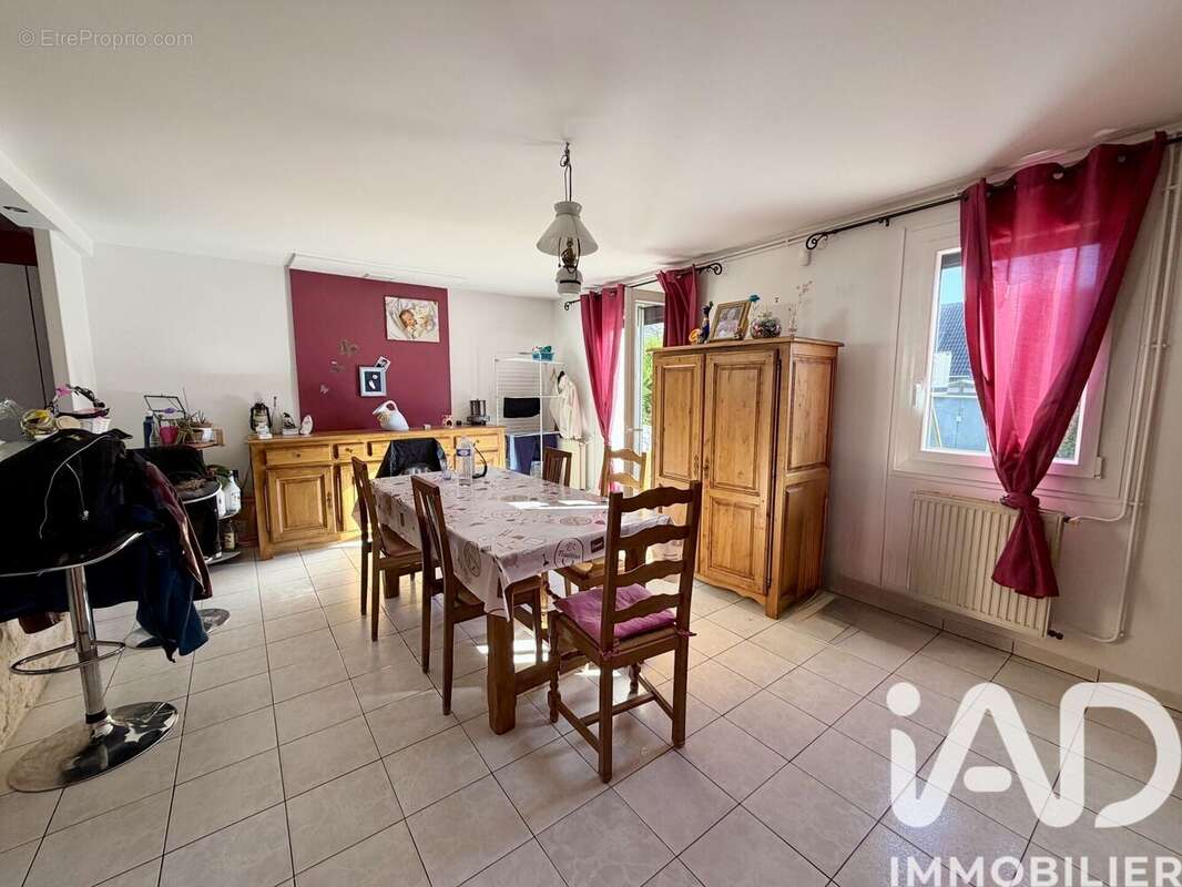 Photo 3 - Maison à SAINT-MARTIN-LONGUEAU