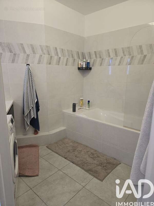 Photo 5 - Appartement à CLICHY