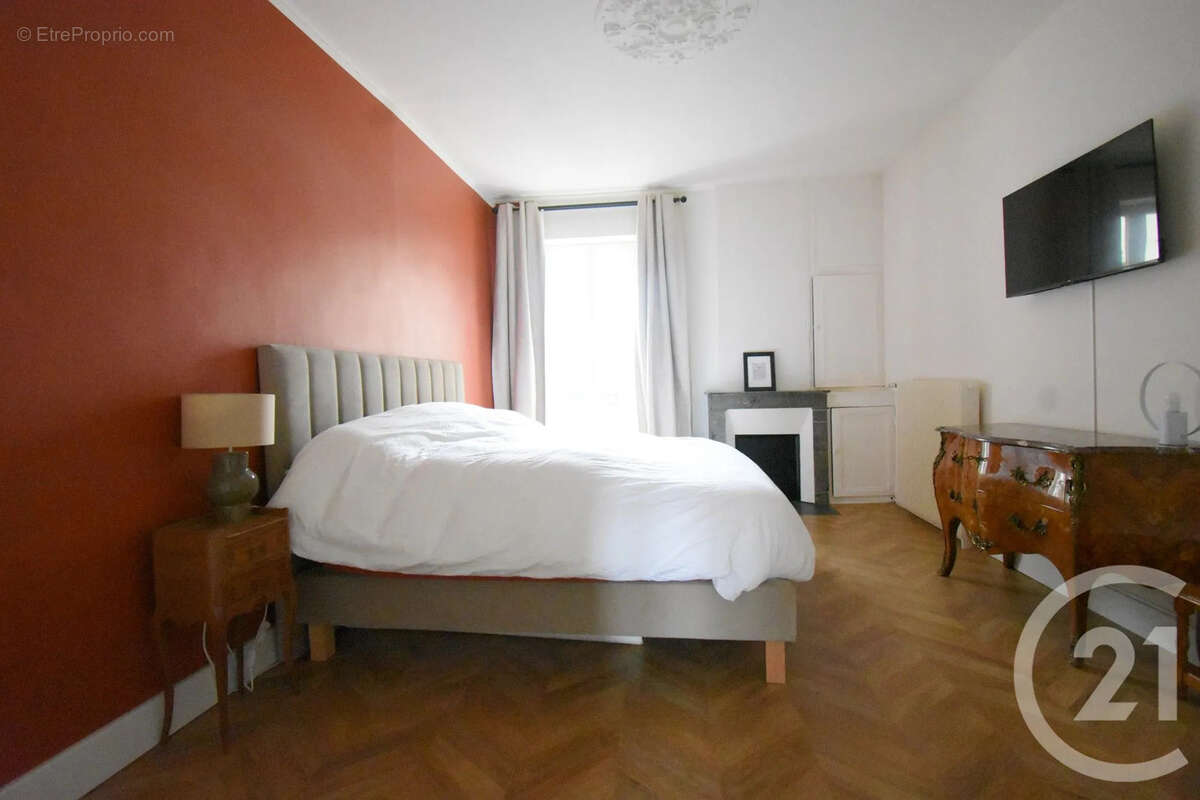 Appartement 171 m² à Vichy  - photo 10
