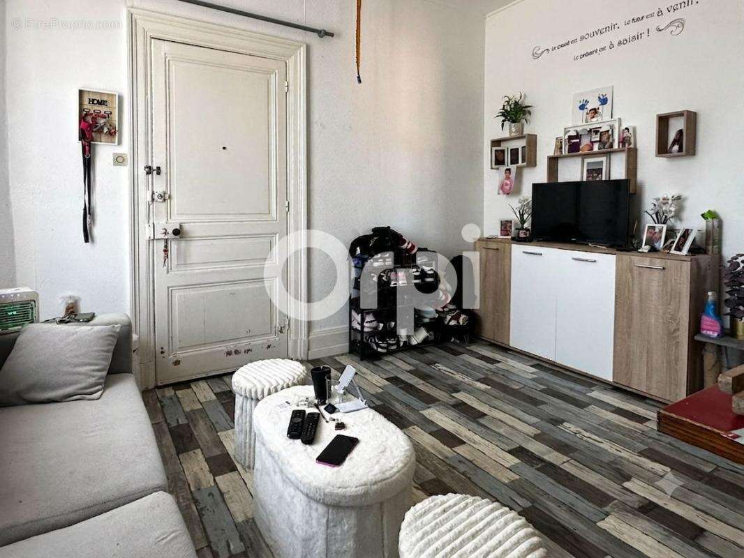 Appartement 31 m² à Rochefort  - photo 4