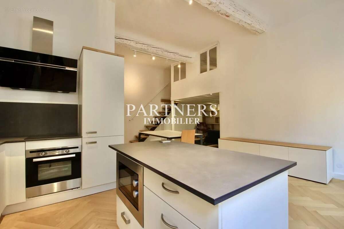 Appartement à AIX-EN-PROVENCE