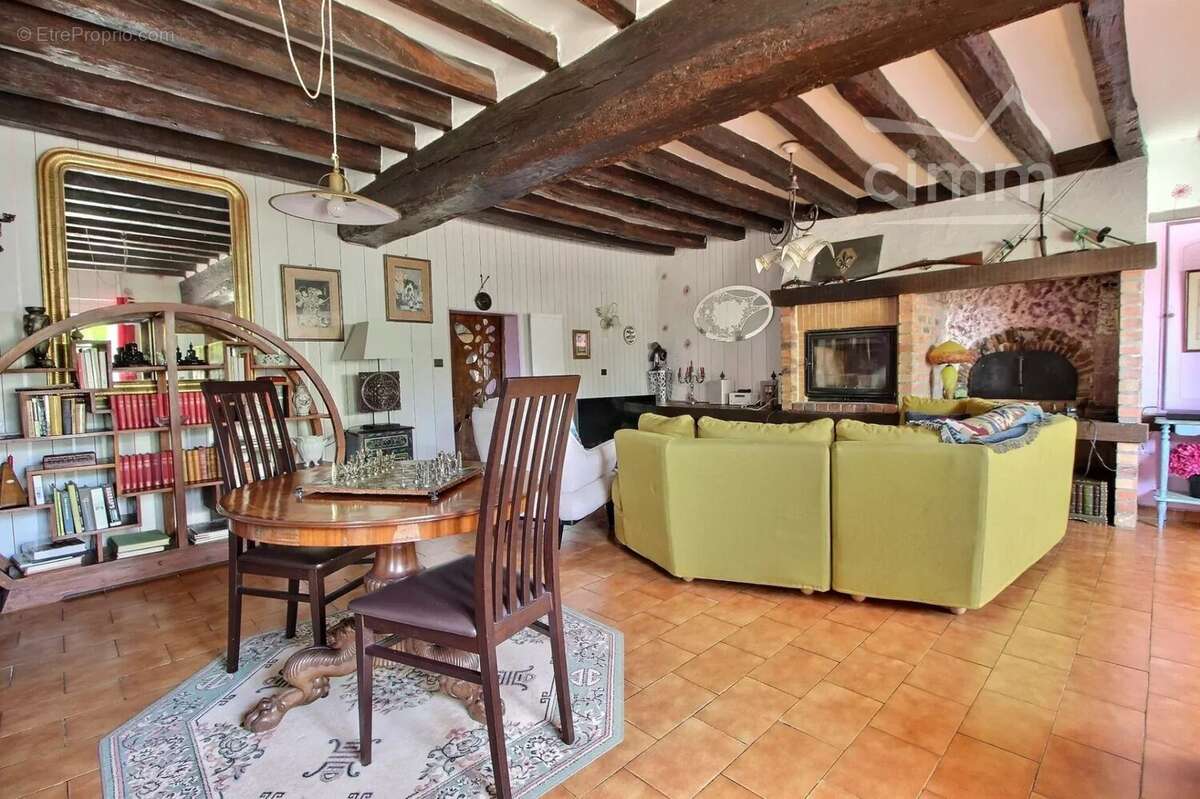 Maison à VIGNOUX-SUR-BARANGEON