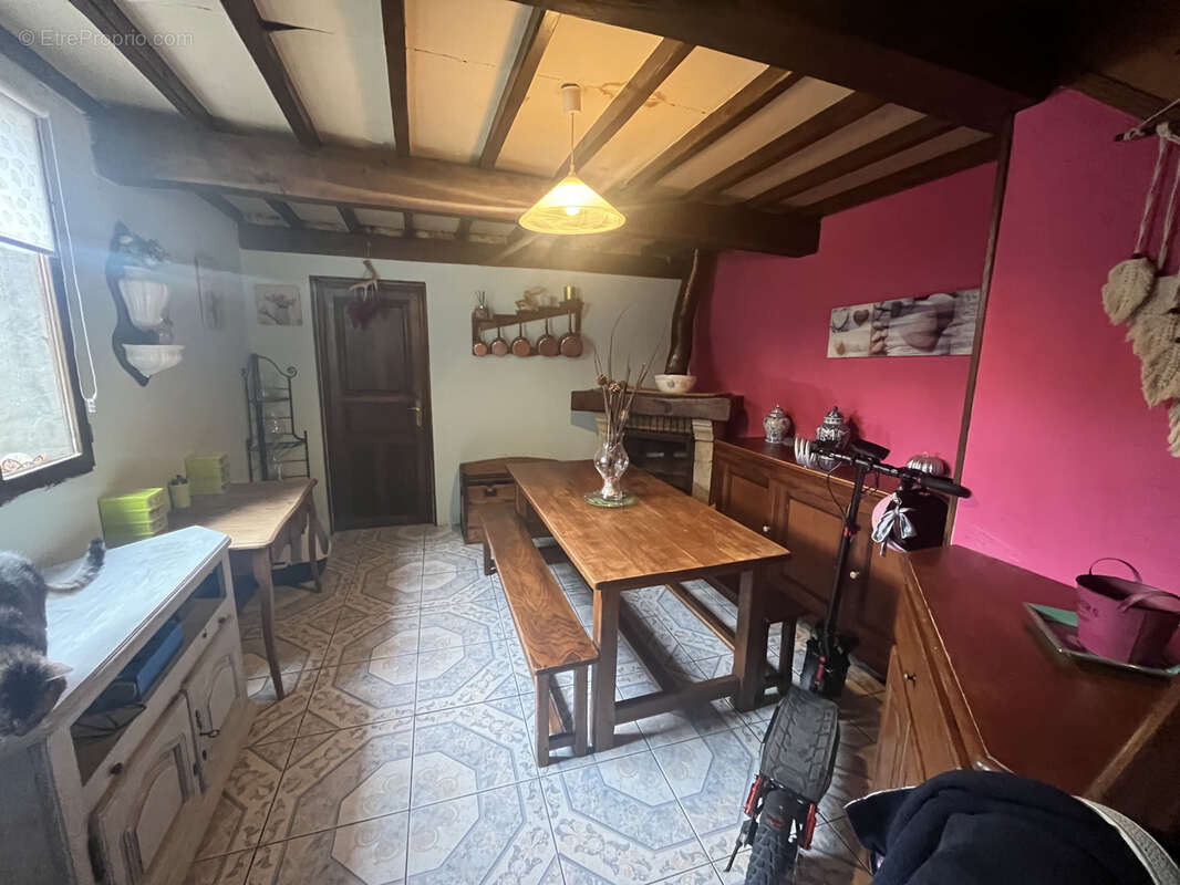 Maison à TULLY