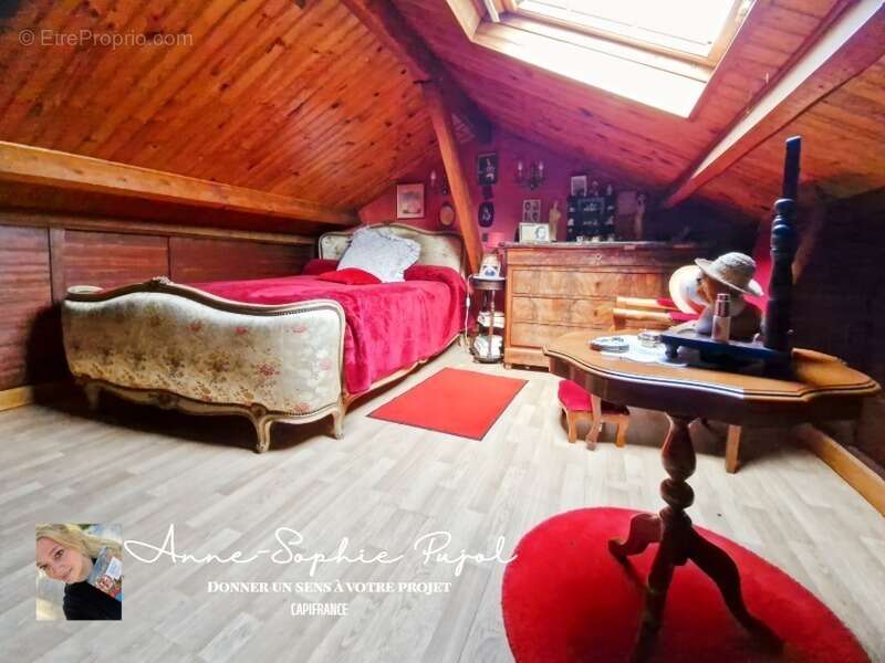 Coup de cœur - Charmante maison esprit chalet avec plus de 1 000 m² de terrain - photo 10