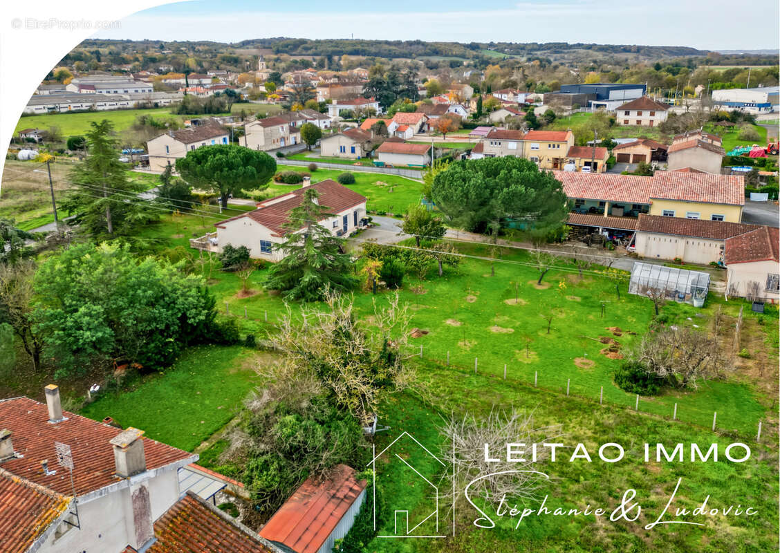 Terrain 858 m2 - photo 8
