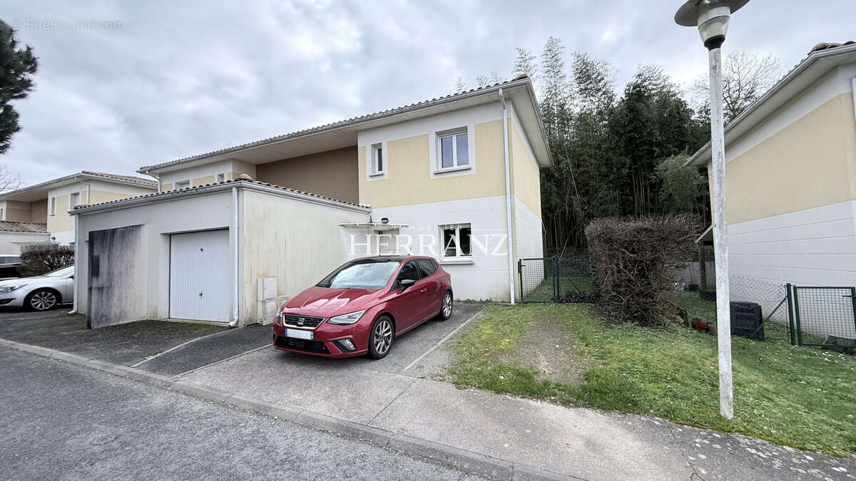 Maison à GALGON