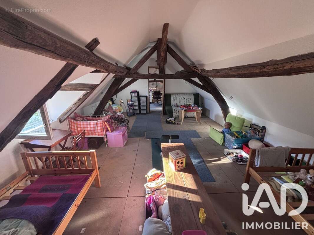 Maison 269 m² à Yzeure  - photo 8