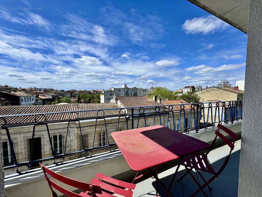 Appartement à BORDEAUX