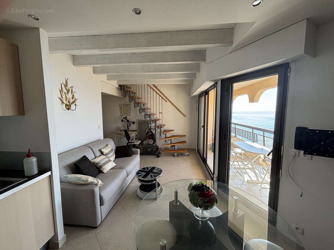 Appartement à FREJUS