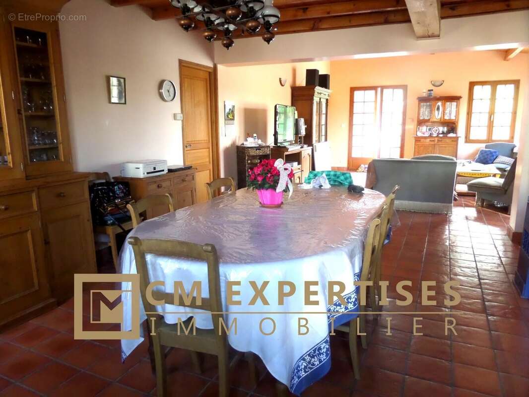 Maison à SAINT-ASTIER