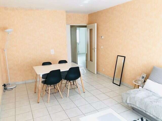 Appartement 61 m² à Saint-Etienne  - photo 3