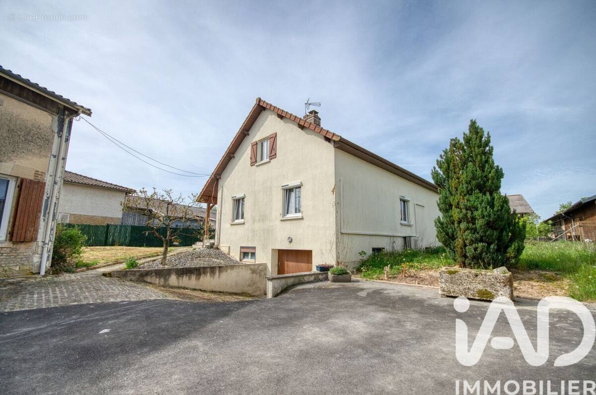 Photo 1 - Maison à SOMME-SUIPPE