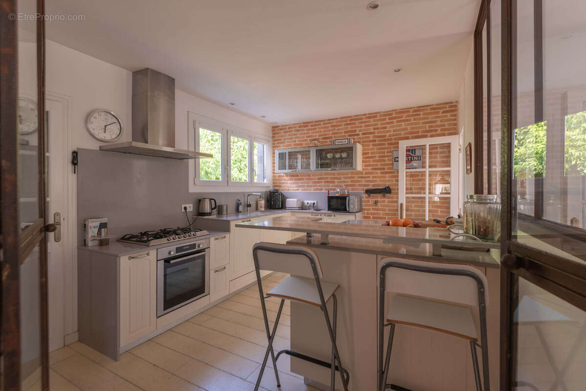 Maison contemporaine de 194 m2 - 5 chambres - proche toutes commodites - photo 12