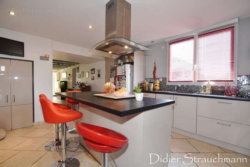 Maison à AIGREFEUILLE-D&#039;AUNIS