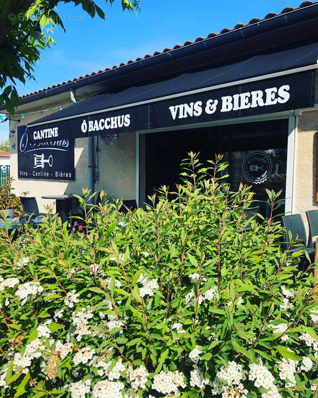 Commerce à CADAUJAC