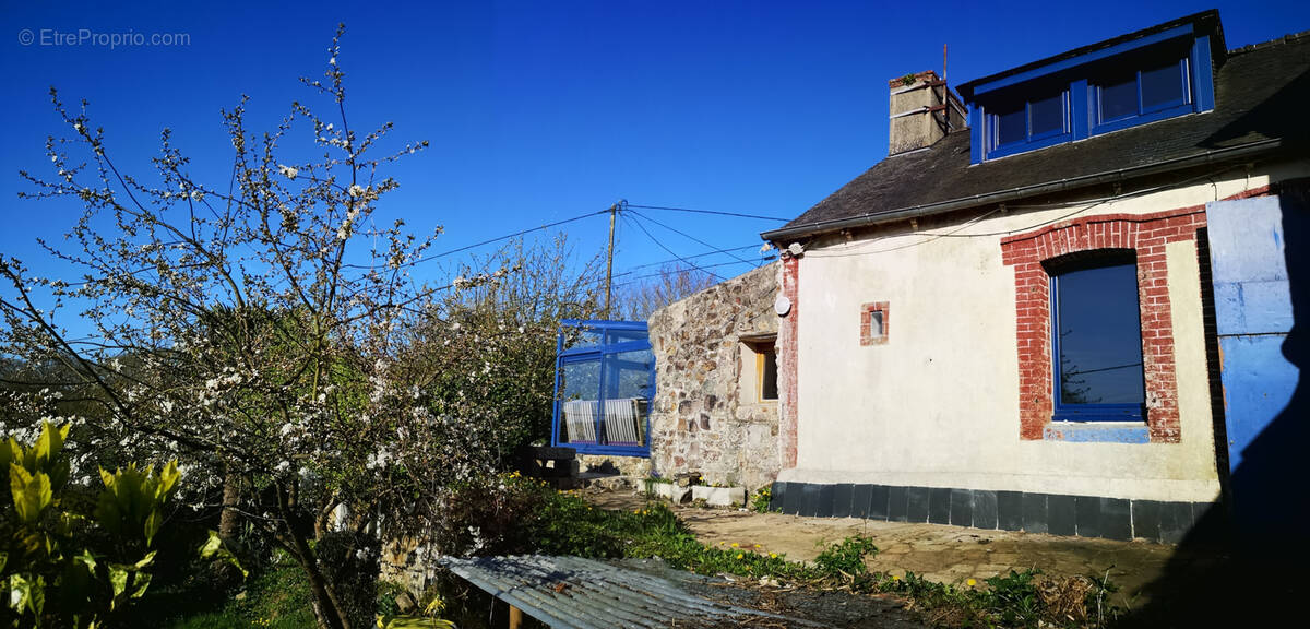 Maison à QUEMPER-GUEZENNEC