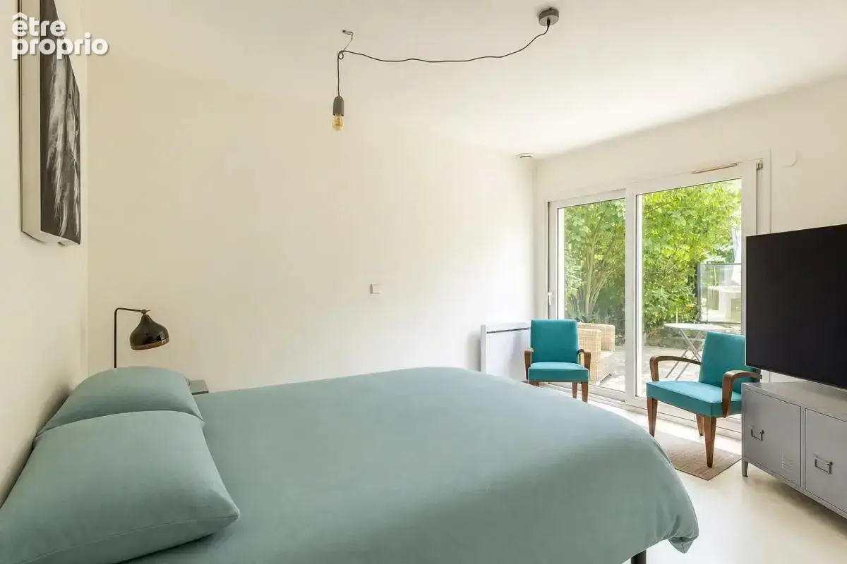 Maison de 8 pièces de 210 m² à Saint-Cyr-sur-le-Rhône - photo 12