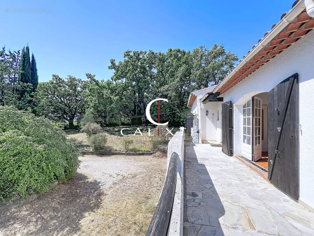 Maison 168 m² à Montauroux  - photo 3