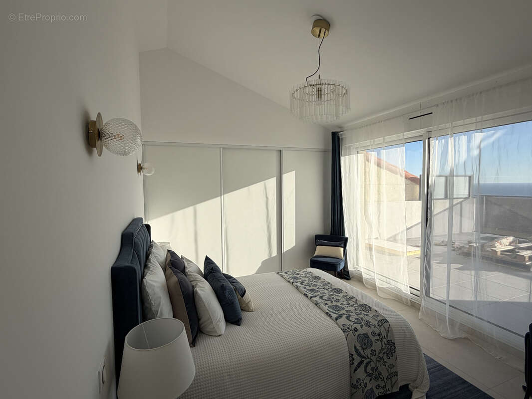 Appartement à CAP-D'AIL