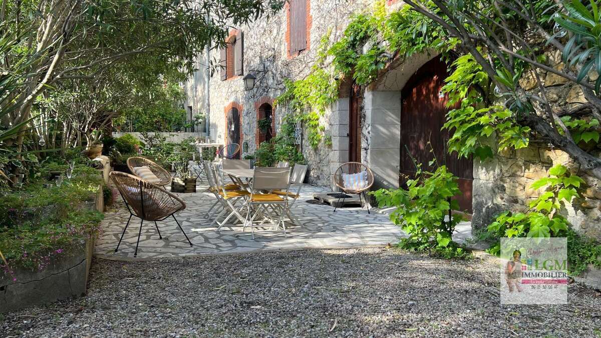 Maison à MASSANES