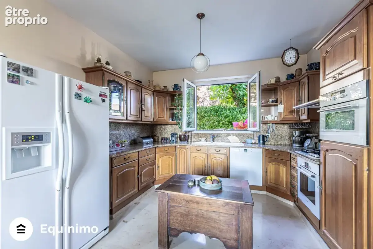 Maison 6 pièces de 160m2 à 700m de la mairie de Houilles - photo 5