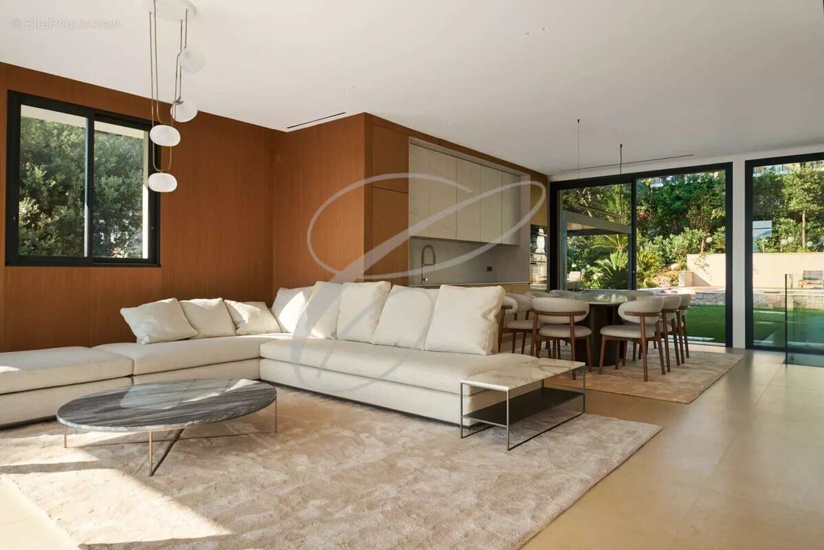 Maison à ROQUEBRUNE-CAP-MARTIN