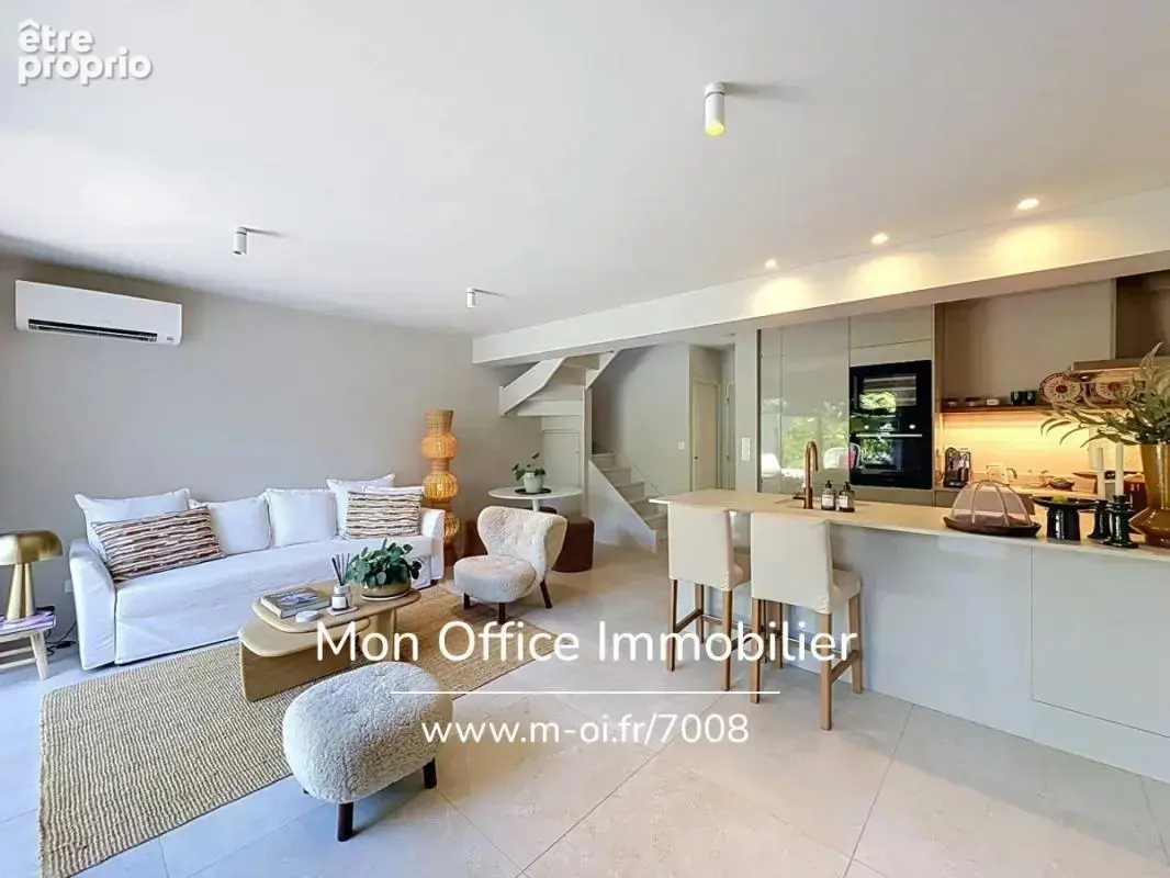 Référence : 7008-les - duplex t3 rénové à 100m de la plage à vendre à grimaud beauvallon - photo 5