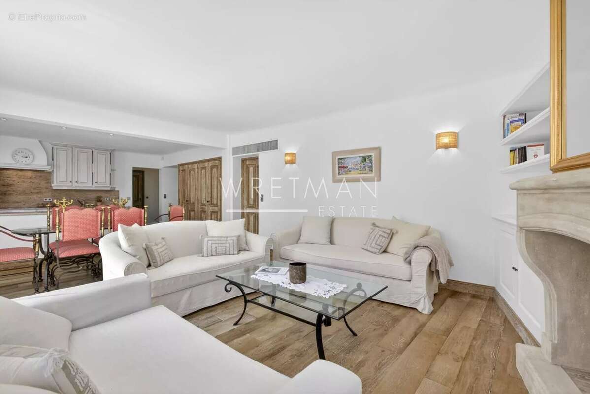 Appartement à SAINT-TROPEZ