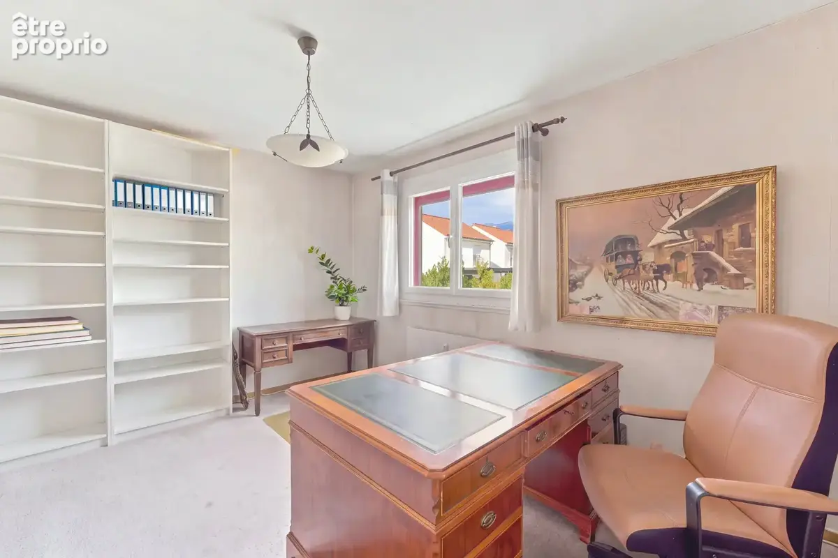 Maison à vendre 7 pièces SAINT GENIS POUILLY (01) - photo 10