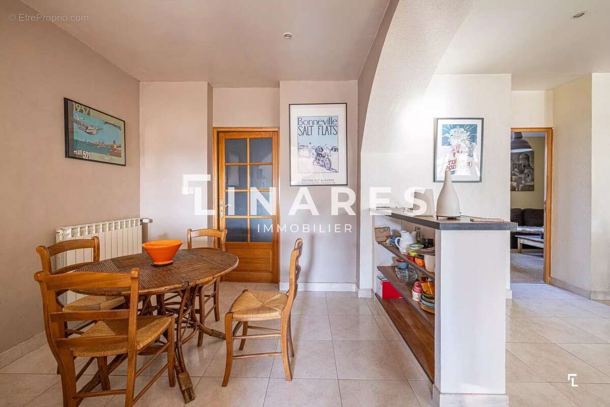 Appartement à LA PENNE-SUR-HUVEAUNE