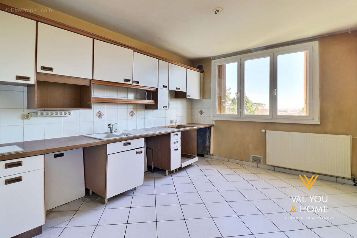 Appartement à LA MULATIERE