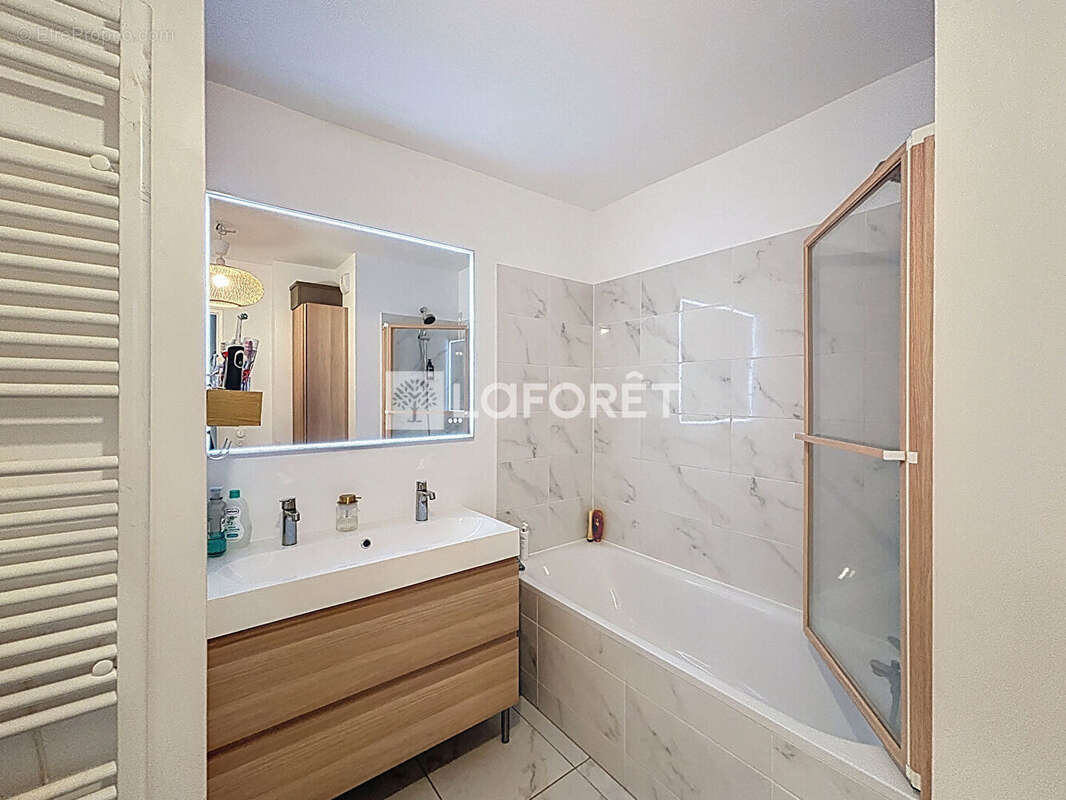 Appartement à BAGNEUX