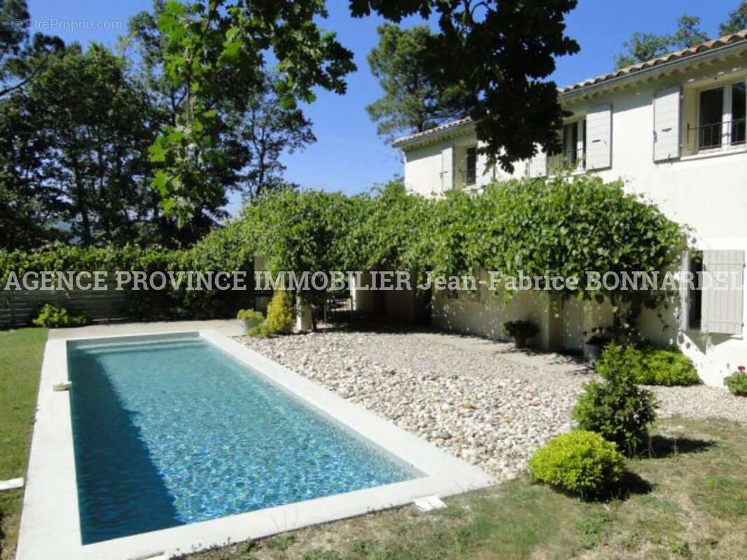 Maison à CHANTEMERLE-LES-GRIGNAN