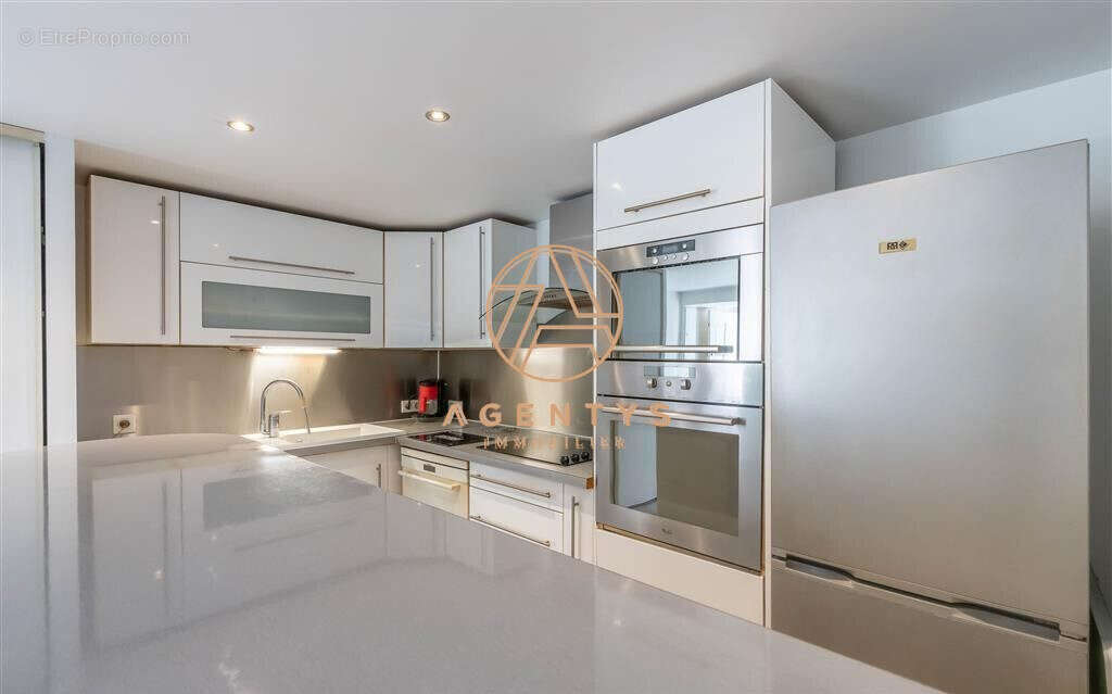 Appartement à NOGENT-SUR-MARNE