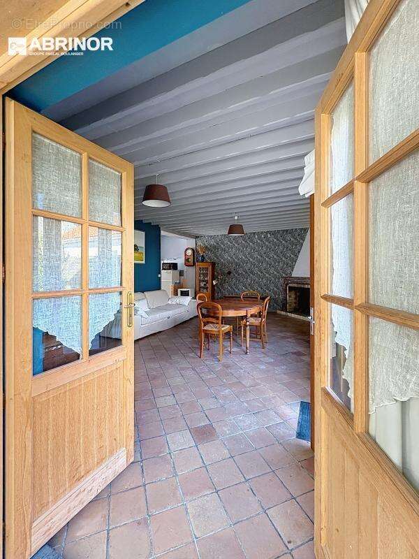 Maison à VENDEVILLE