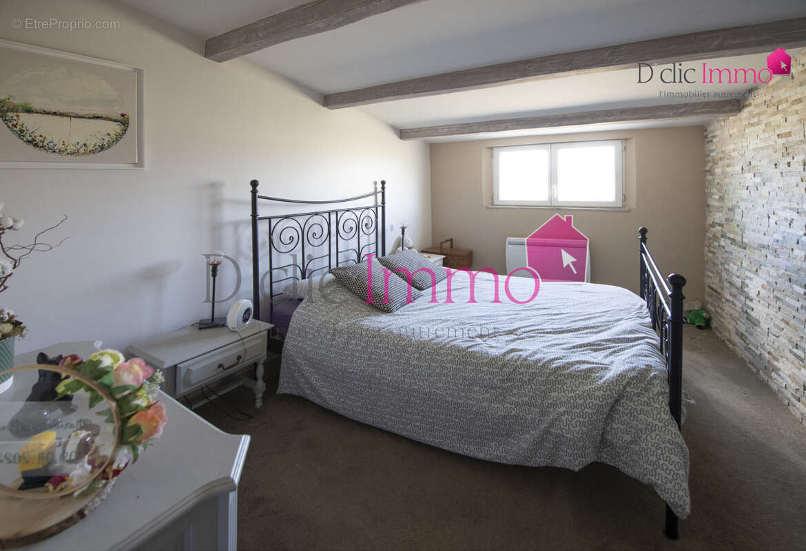 SOULLANS - Charmante Maison de 124 m2 en campagne dans les Marais - 4266m2 - photo 4