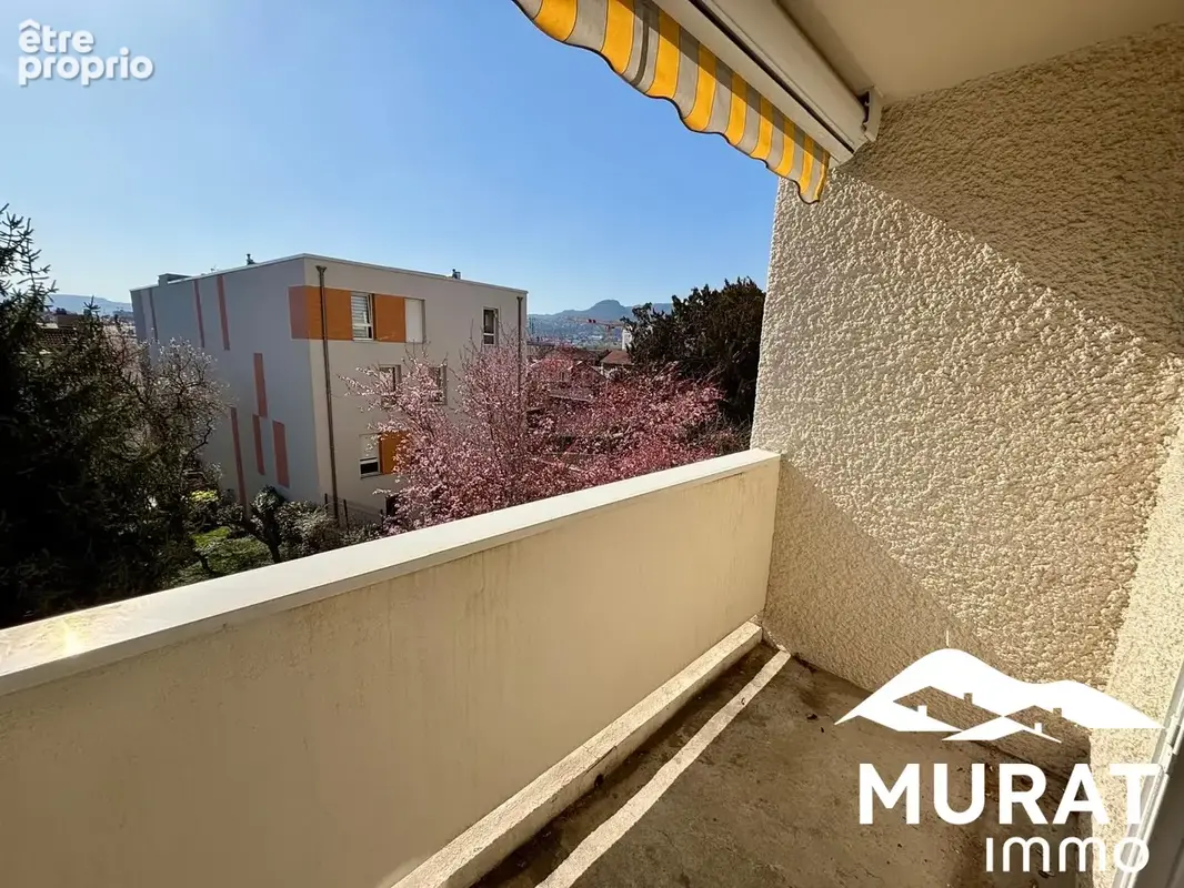 Appartement 4 pièces 79 m² à vendre à Clermont-Ferrand (63000) - photo 2