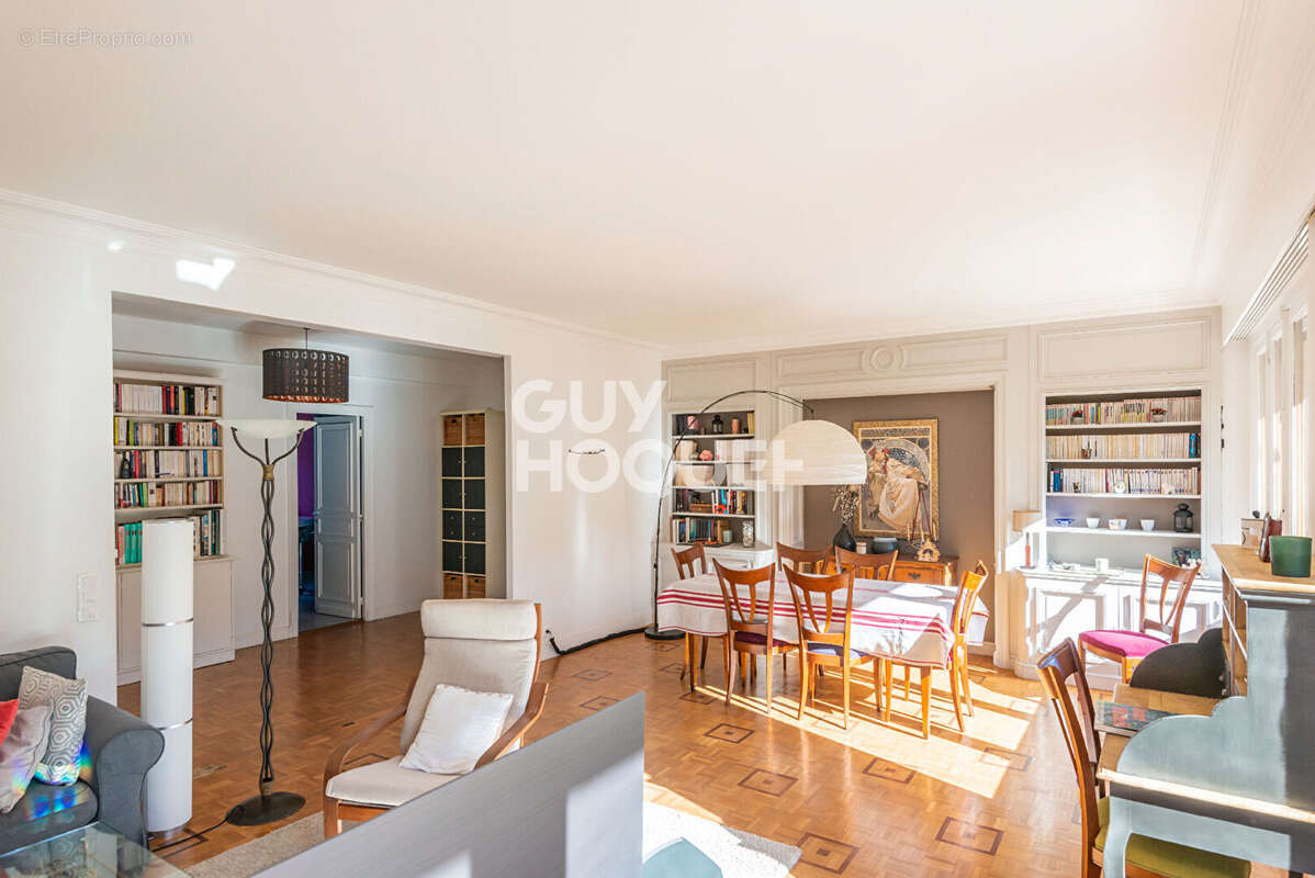 Appartement à BOUGIVAL