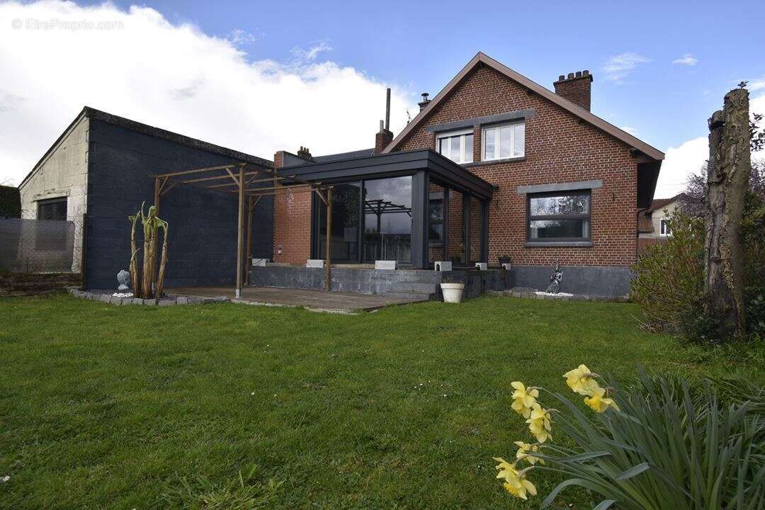 Maison 139 m² à Caudry  - photo 2