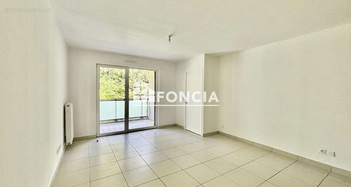 Appartement à CHAMPAGNE-AU-MONT-D'OR