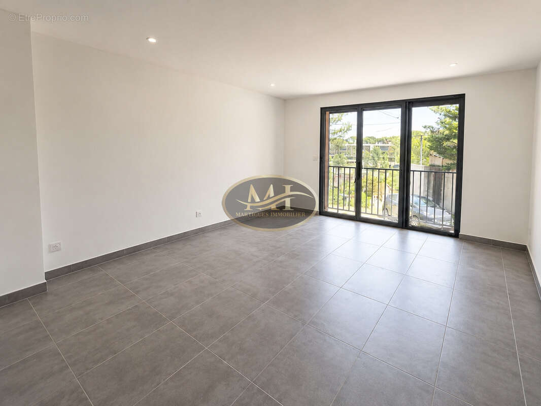 Immeuble de rapport   12 studios   martigues   opportunité d'investissement rare - photo 3