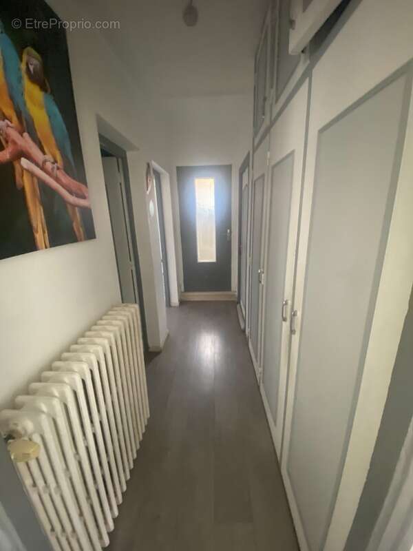 Maison à DECAZEVILLE