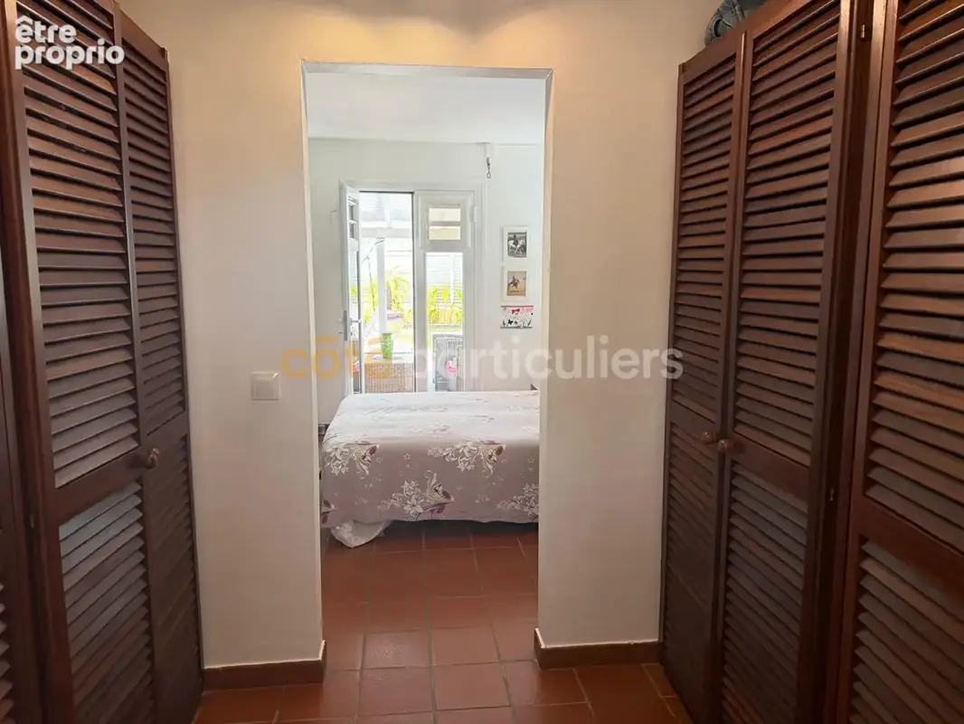 RARE ! Villa de plain-pied avec vue sur la mer - Le Gosier 5 pièces - photo 8