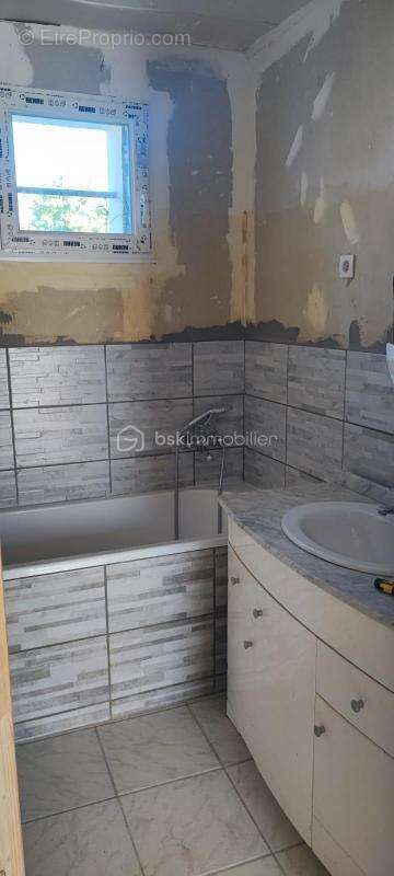 Maison à BEAUREPAIRE